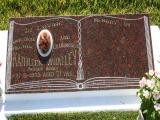 image of grave number 940082